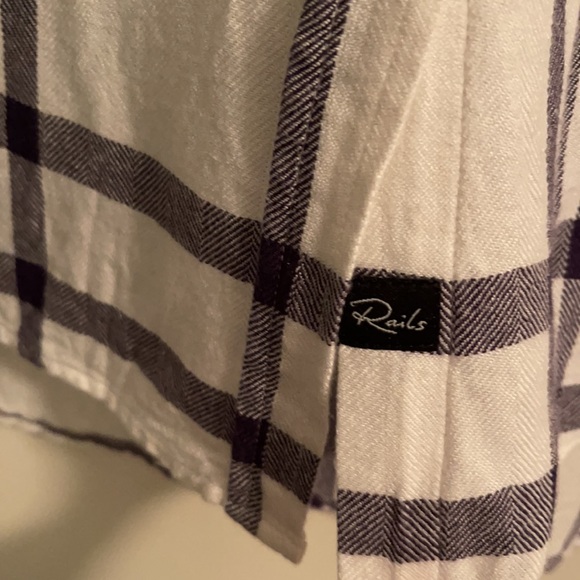 Rails too - Picture 3 of 4